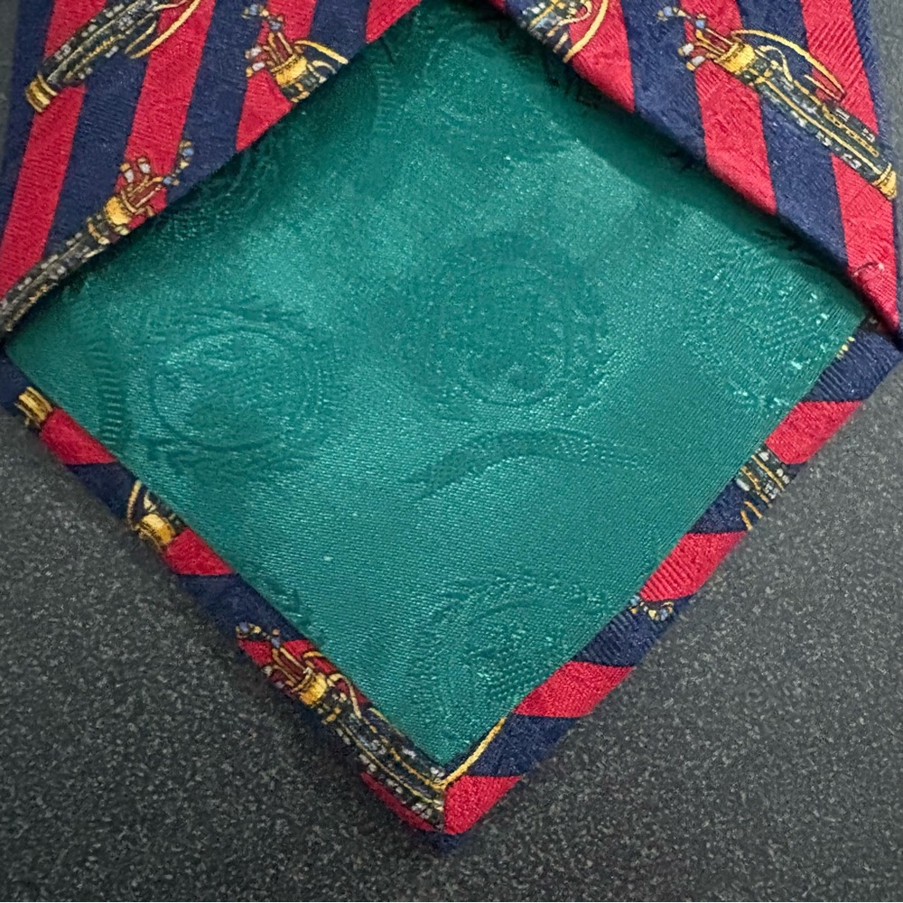 Vintage Tommy Hilfiger Golf Red Blue Tie Necktie Made in USA Italian Silk 4”x58” - Picture 4 of 6